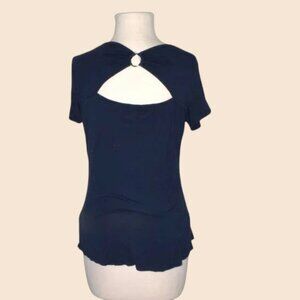 No Boundaries Juniors SS Tee Open Back Scoop Neck